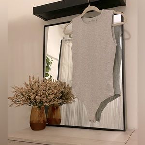 Abercrombie & Fitch Cotton Seamless Fabric Crew Tank Bodysuit, Small, Light Grey